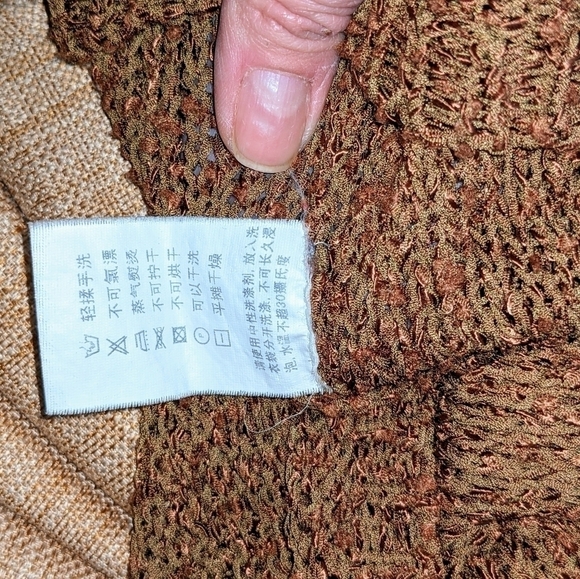 Vintage 90s Coffee Cardigan with Pearlesque-Maroon Flower Buttons - Picture 3 of 5